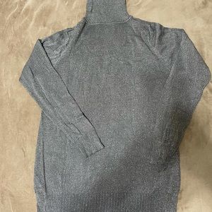 Joseph A silver/grey glittery turtleneck